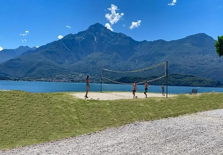 Vento Tivano Garten Ferienwohnung Domaso Lägenhet